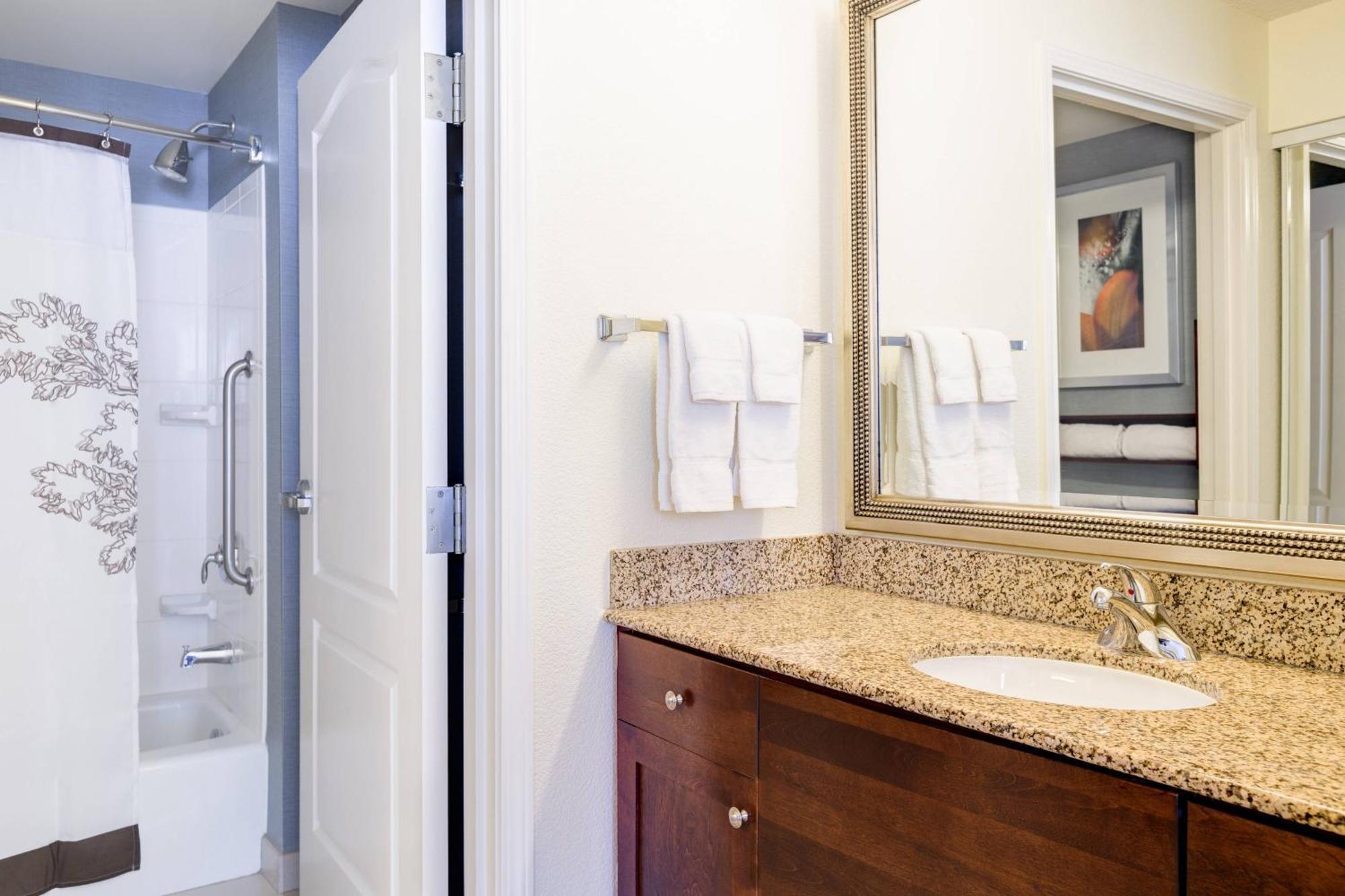 Residence Inn By Marriott National Harbor Washington, D.C. Area Экстерьер фото