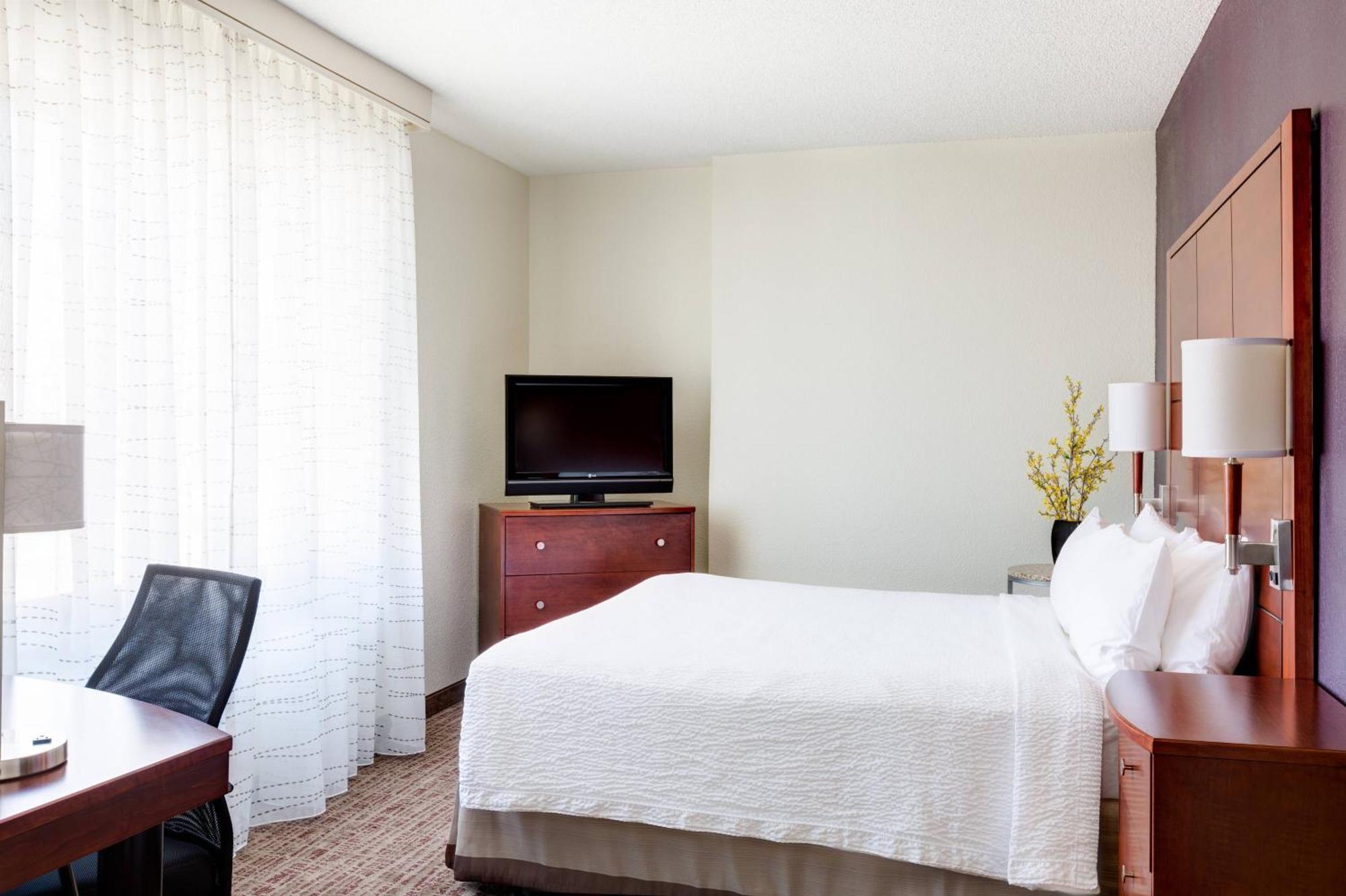 Residence Inn By Marriott National Harbor Washington, D.C. Area Экстерьер фото