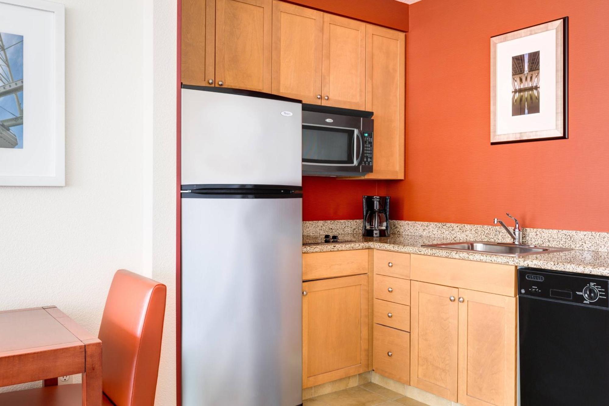 Residence Inn By Marriott National Harbor Washington, D.C. Area Экстерьер фото