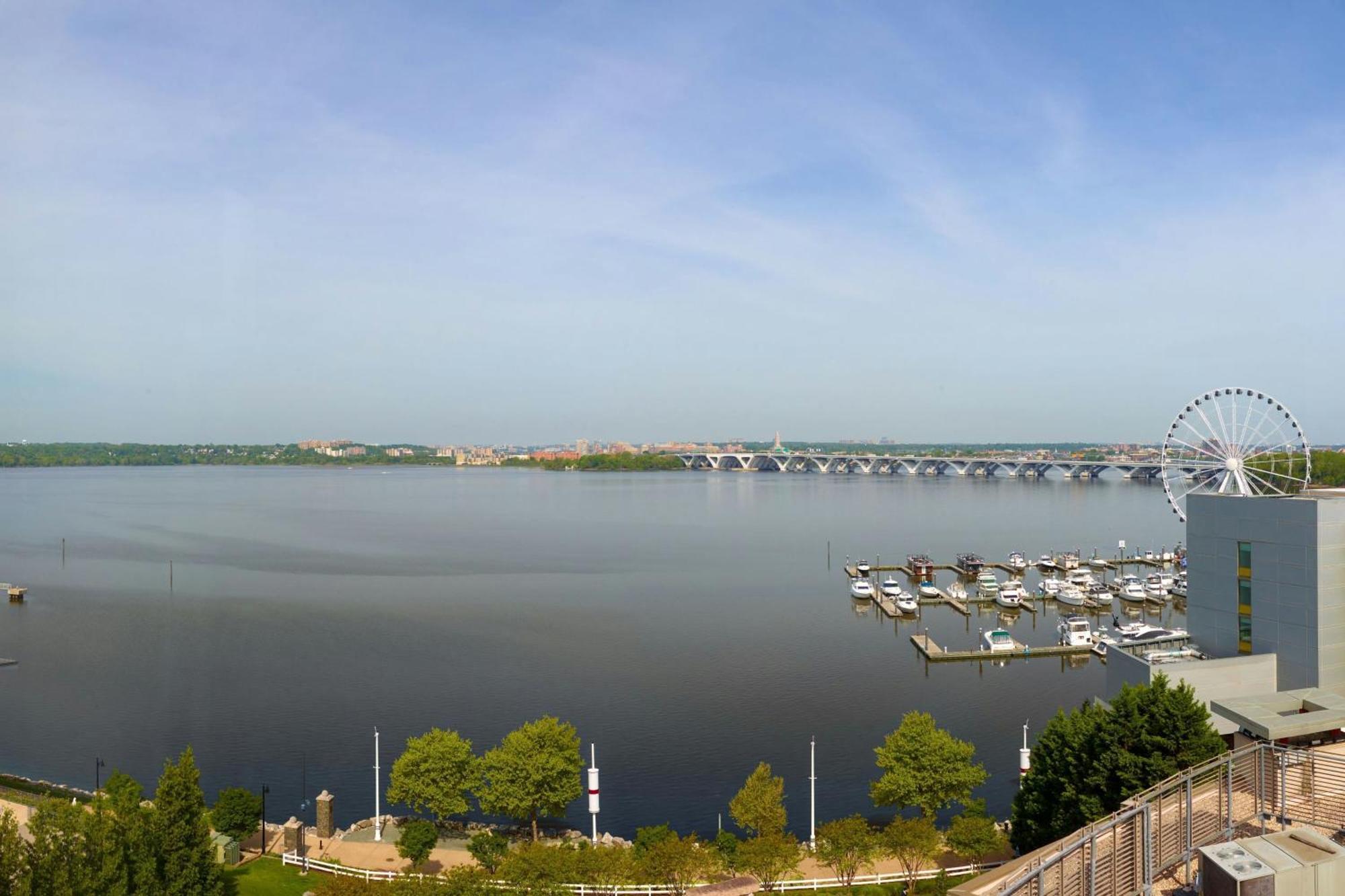 Residence Inn By Marriott National Harbor Washington, D.C. Area Экстерьер фото